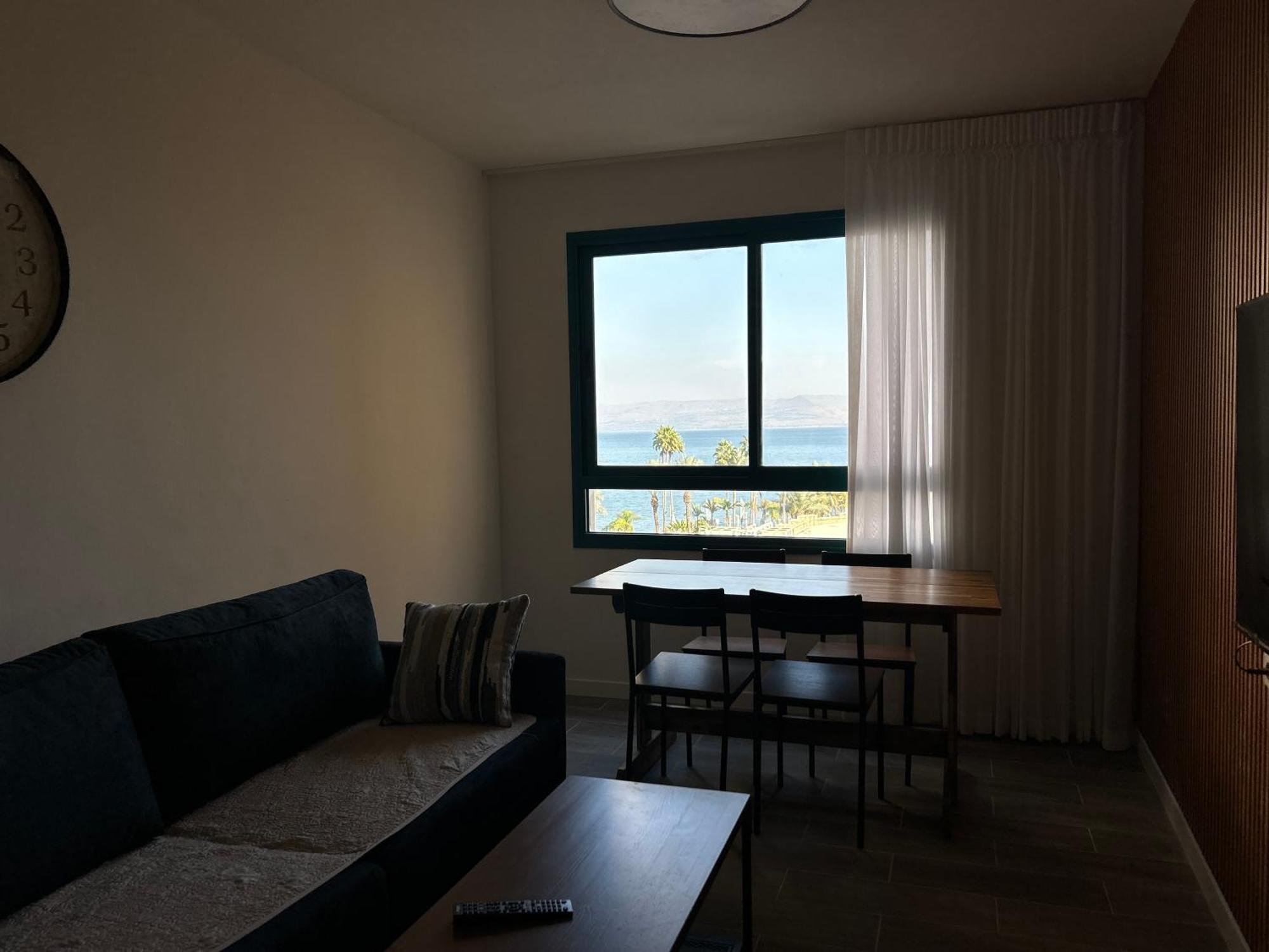 תכלת על הכינרת Light Blue On The Kinneret Lake Тверия Экстерьер фото